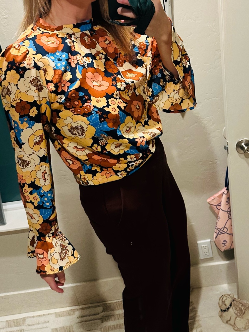 EUC Sugarlips Fall Floral Print Long Bell Sleeve Top Size Large - Picture 2 of 8
